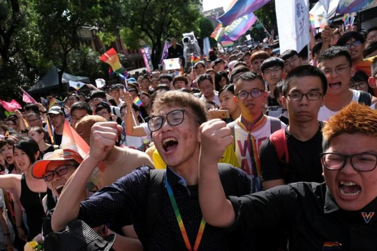 Bắc Kinh phản ứng về việc đảo Đài Loan thông qua hôn nhân đồng giới 