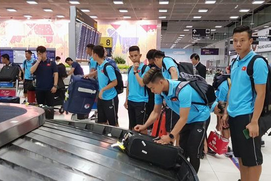 Tuyển Việt Nam đã đến Thái Lan, sẵn sàng đấu với chủ nhà King's Cup 2019