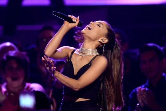 Ariana Grande quyên góp 7 tỉ đồng nhằm phản đối luật cấm phá thai