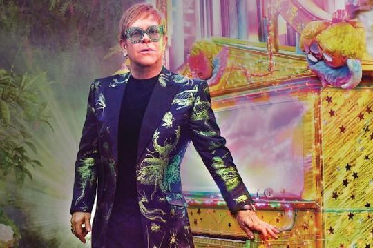 Elton John - Biểu tượng đồng tính lớn nhất của nước Anh