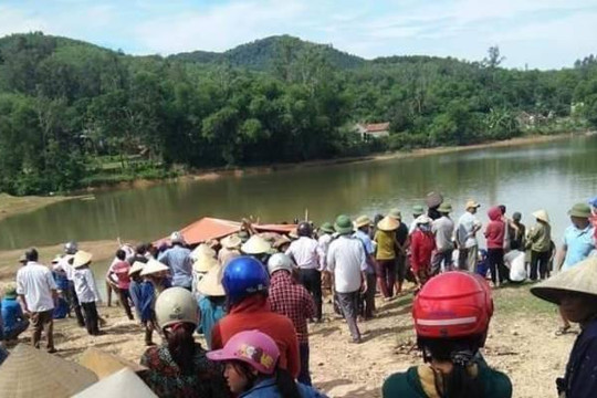 Nghệ An: 3 nam sinh đuối nước khi đi tắm sông
