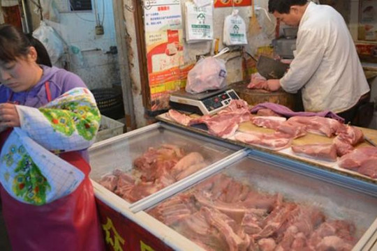 Trung Quốc muốn ngừng nhập khẩu thịt lợn Canada