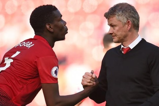 Paul Pogba nói chuyện với Solskjaer để xin rời M.U