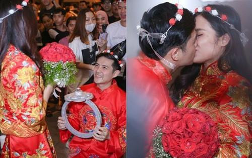 Đông Nhi - Ông Cao Thắng mặc trang phục cưới, tái hiện màn cầu hôn ở sân bay 