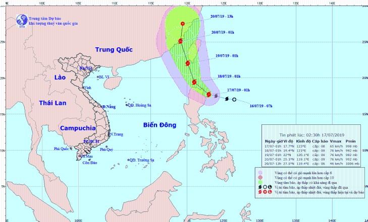 Bão gần Biển Đông ngày càng mạnh, di chuyển lên phía bắc