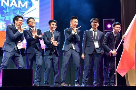 Học sinh Việt Nam giành 2 HCV, 4 HCB tại Olympic Toán quốc tế 2019