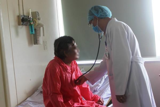 Mang quả tim từ Hà Nội vào TP.HCM cứu sống người đàn ông đang chờ chết