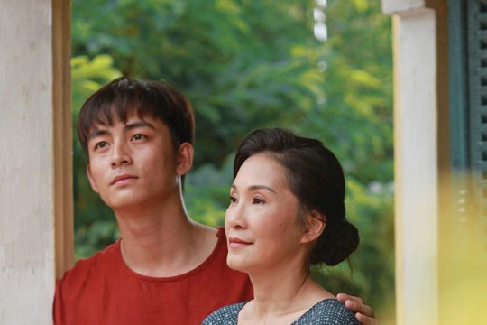 ‘Thưa mẹ con đi’: Câu chuyện ‘công khai đồng tính’ trọn vẹn nhất trên màn ảnh Việt
