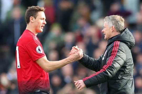 Liên tục dự bị cho McTominay, Matic gặp Solskjaer để quyết định đi hay ở lại M.U