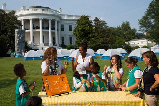 Đọc ‘Chất Michelle’ – Kỳ 4: Chuyến viếng thăm Nhà Trắng
