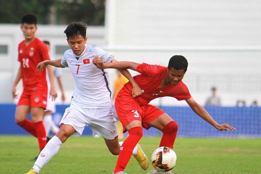 Cú đúp của Anh Quân giúp Việt Nam lội ngược dòng, thắng 2-1 trước Myanmar