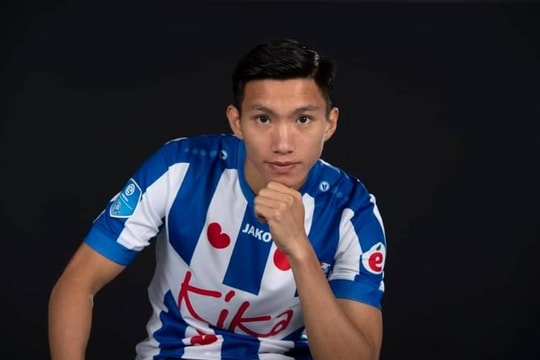 Văn Hậu được CLB SC Heerenveen gửi lời chúc may mắn trước trận Thái Lan 