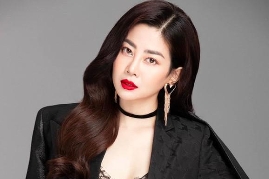 Bệnh ung thư phổi của Mai Phương bất ngờ trở nặng, phải nhập viện trở lại điều trị