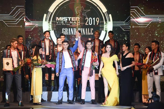 Mister Việt Nam 2019 bất ngờ vinh danh 2 Quán quân 