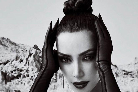  Kim Kardashian bật khóc, lo lắng đến trầm cảm vì bệnh lupus