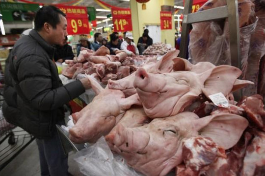 Trung Quốc xả kho dự trữ 10.000 tấn thịt lợn để bình ổn giá trước quốc khánh