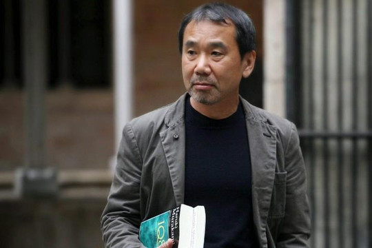 Nhà thơ nữ Anne Carson vượt Haruki Murakami về tỷ lệ cá cược giải Nobel Văn học 2019