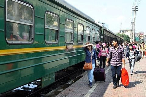 Ga Sài Gòn giảm giá 50% cho 5.000 vé tàu cuối năm