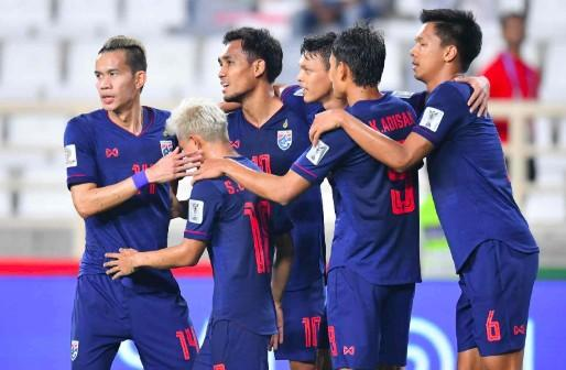 Thái Lan hạ UAE, giành ngôi đầu bảng G vì nhỉnh hơn Việt Nam hiệu số thắng bại 
