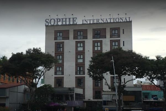 Thẩm mỹ viện Sophie International bị tố ‘phá’ hư mắt rồi trốn trách nhiệm