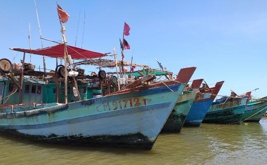 Qua biển Malaysia đánh cá, một chủ tàu bị tỉnh Bến Tre phạt 800 triệu đồng