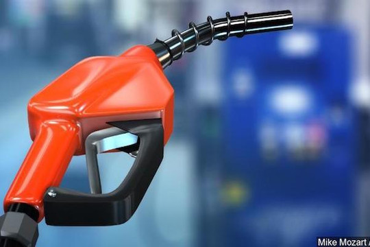 Giá xăng dầu giảm nhẹ từ 15 giờ chiều 31.10