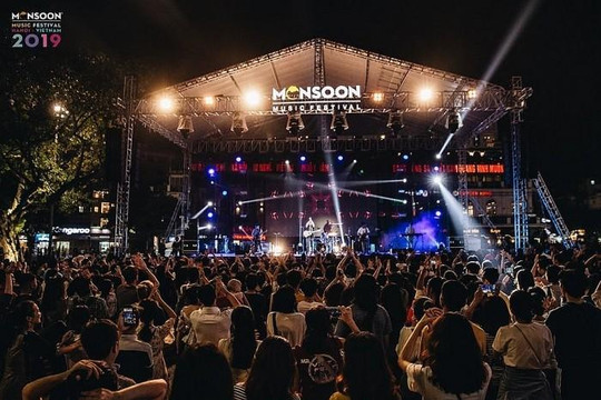 Hàng loạt ca sĩ, nhóm nhạc Việt Nam và quốc tế tham dự Lễ hội âm nhạc Gió mùa 2019