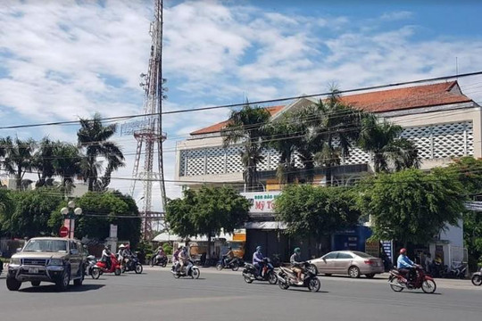 Kiểm tra dấu hiệu vi phạm đối với Giám đốc Bưu điện tỉnh Kiên Giang