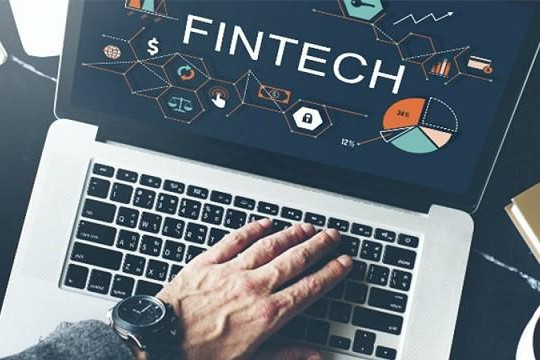 Thúc đẩy chuyển đổi ngân hàng số cùng các giải pháp của Fintech startup