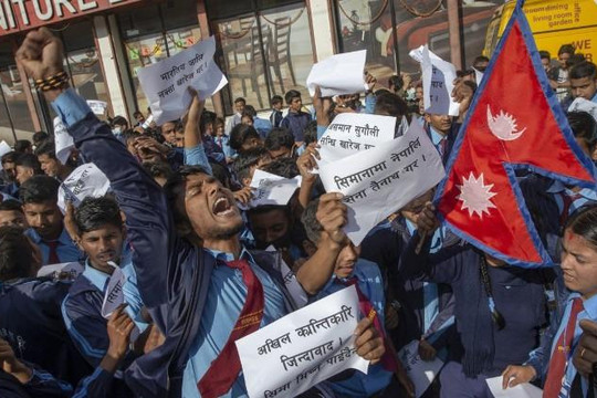 Người dân Nepal xuống đường phản đối Trung Quốc lấn chiếm biên giới