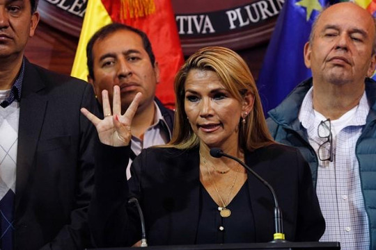 Bolivia có tổng thống lâm thời, ông Morales kêu gọi đồng minh hành động