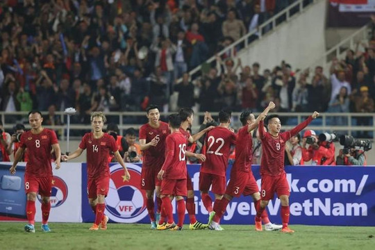 HLV Park Hang-seo: 'Hãy quên chiến thắng UAE, giờ là lúc nghĩ tới trận Thái Lan'