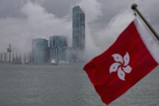 Hong Kong chính thức rơi vào suy thoái kinh tế