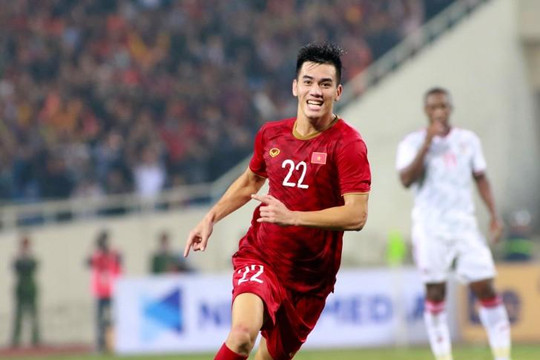5 điểm nhấn trận Việt Nam đánh bại UAE: Siêu phẩm Tiến Linh, Tuấn Anh làm lu mờ 'Messi châu Á'