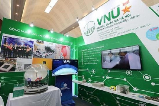 Kỹ sư Việt chế tạo trạm thu di động thông tin vệ tinh ứng dụng trên tàu biển 