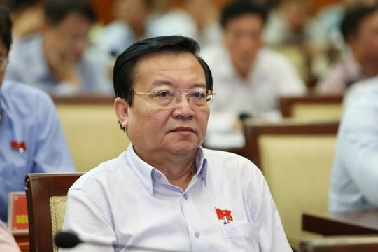 Giám đốc Sở GD-ĐT TP.HCM Lê Hồng Sơn ‘trần tình’ việc nhận thù lao của NXB GD