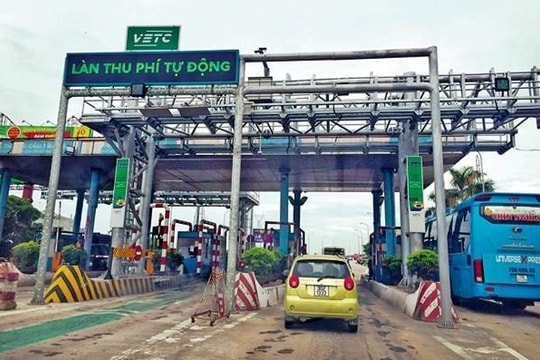 Thủ tướng: Không để ùn tắc tại các trạm thu phí vào dịp Tết