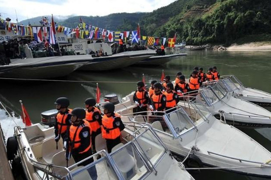 Trung Quốc 'cấm sông' để phục vụ cho nổ mìn phá bờ Mekong 