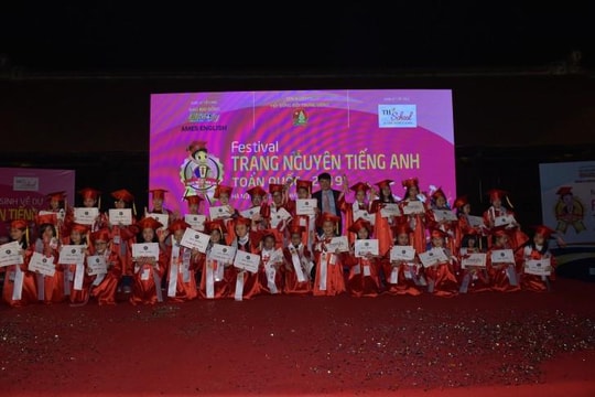 Trao giải thưởng 'Trạng nguyên Tiếng Anh toàn quốc 2019'