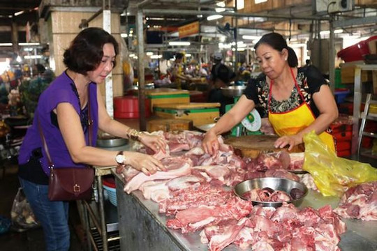 Cần Thơ: Sức mua thịt heo tại chợ giảm gần một nửa