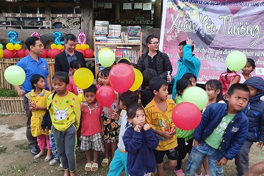 Quảng Nam: Hàng chục triệu đồng hỗ trợ bà con xã Lăng vui đón Tết