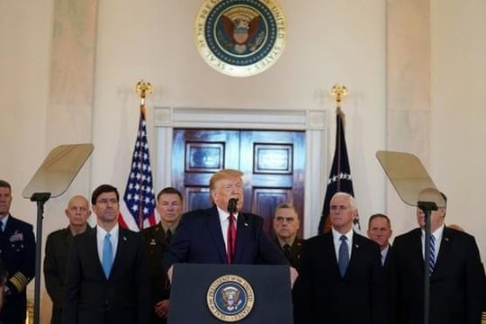 Mỹ không bị thương vong sau vụ Iran tấn công, ông Trump ra lệnh cấm vận Tehran