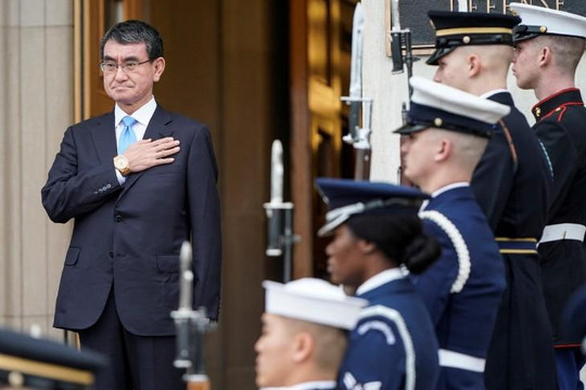 Nhật Bản cảnh cáo Trung Quốc ‘sẽ phải trả giá’ nếu không tôn trọng chuẩn mực quốc tế 