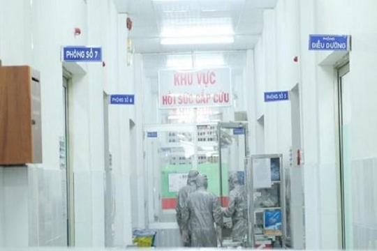 Bệnh nhân bị nhiễm vi rút Corona tại Việt Nam vẫn đang thở oxy