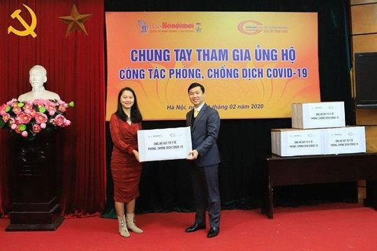 Him Lam Land trao tặng 10.000 khẩu trang cho người dân vùng ảnh hưởng dịch Covid-19