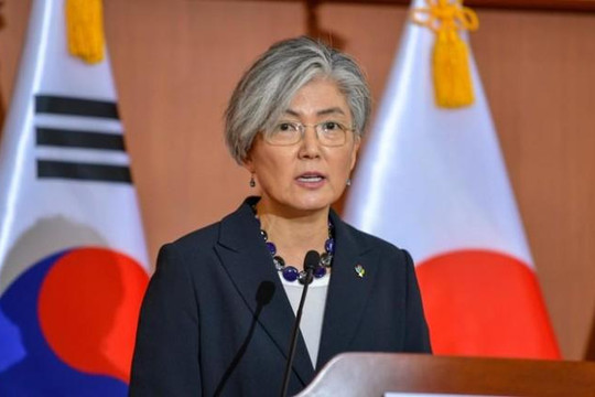 Hàn Quốc triệu đại sứ Nhật phản đối hạn chế nhập cảnh, Tokyo phản bác