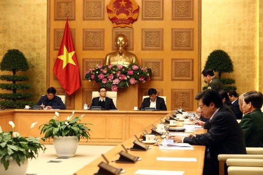 Phó Thủ tướng Vũ Đức Đam yêu cầu khai báo y tế bắt buộc khách nhập cảnh vào Việt Nam