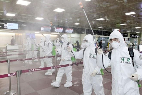 Hàn Quốc ghi nhận hơn 6.700 trường hợp nhiễm coronavirus