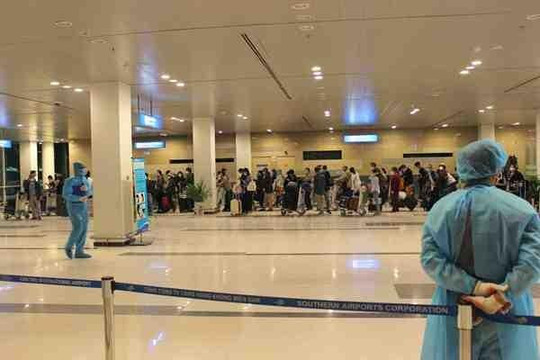 Bốn chuyến bay, đưa 762 công dân về sân bay Cần Thơ