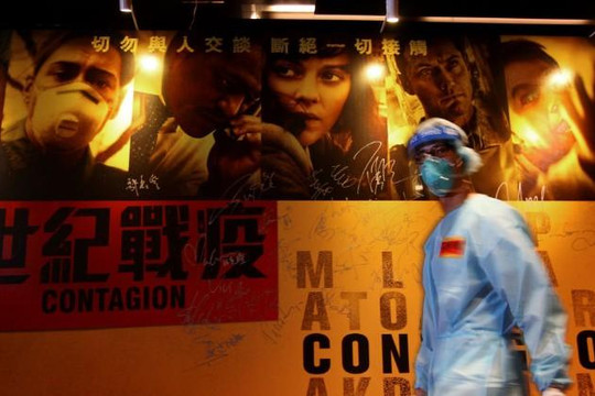 Các diễn viên của phim 'Contagion' khuyên mọi người tự cách ly trong mùa dịch